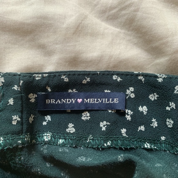 brandy melville wrap skirt - Picture 2 of 2